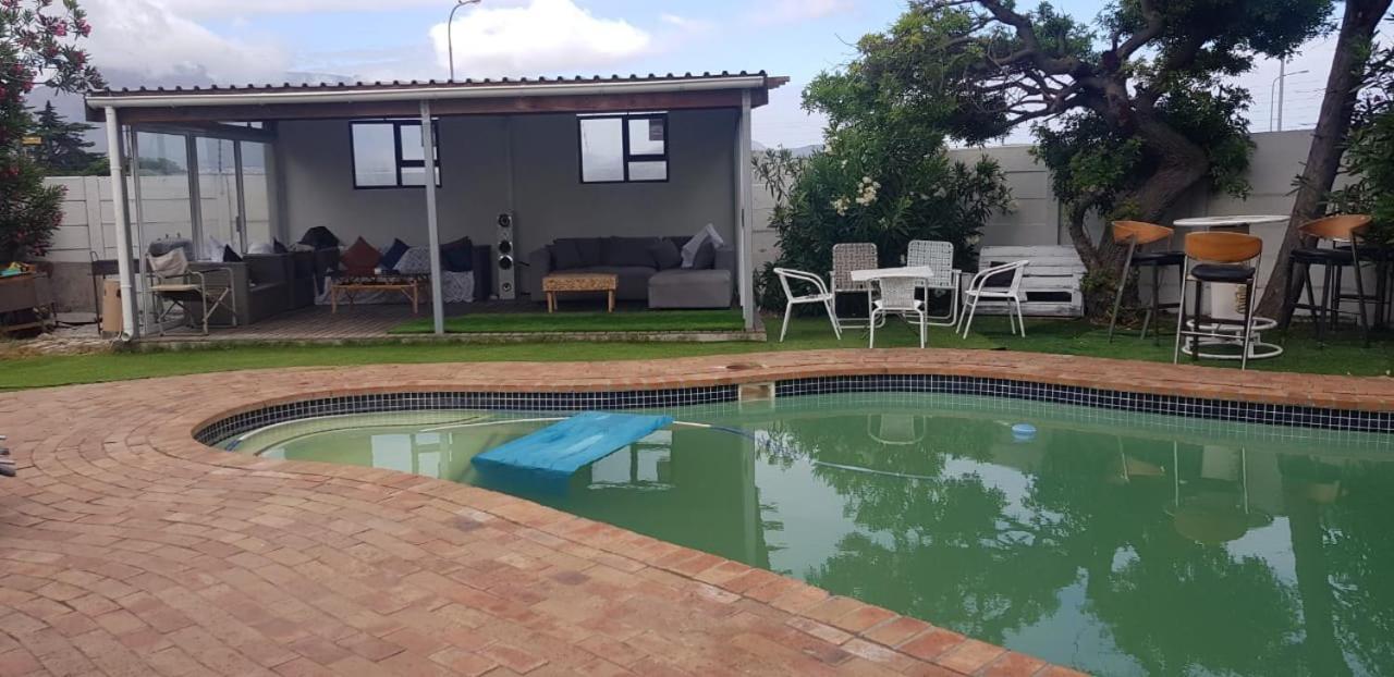 Salama Lodge Milnerton Città del Capo Esterno foto